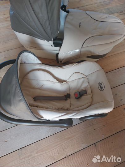 Коляска 3 в 1 с автолюлькой