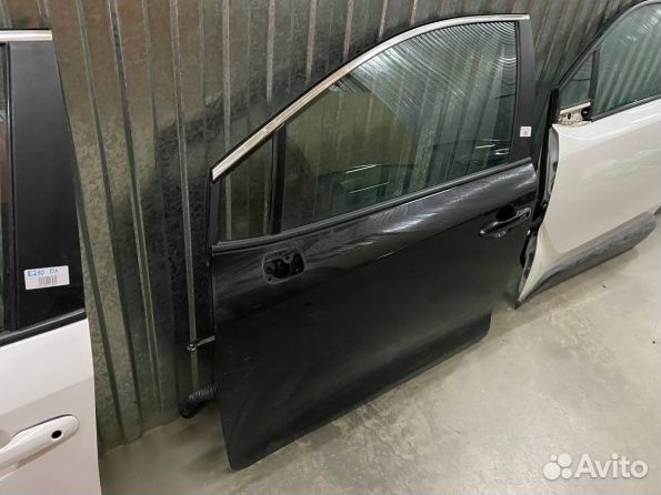 Toyota Corolla 210 передняя левая дверь оригинал