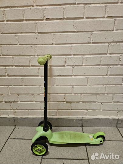 Самокат детский трехколесный