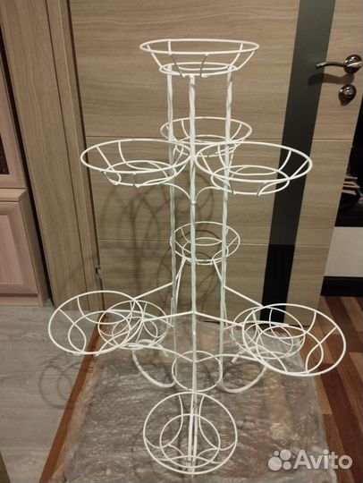 Подставка для цветов напольная металлическая