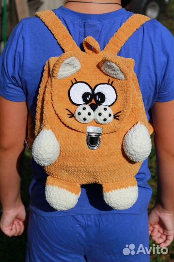 Плюшевый рюкзак