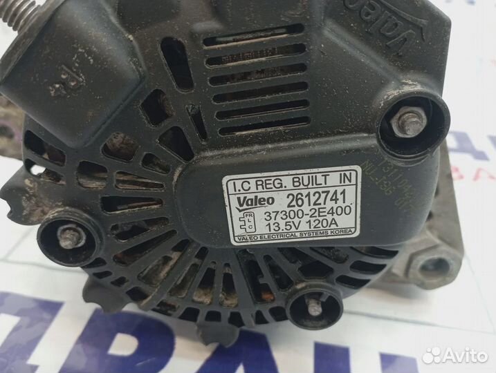 Генератор Kia Sportage (SL) 373002E400