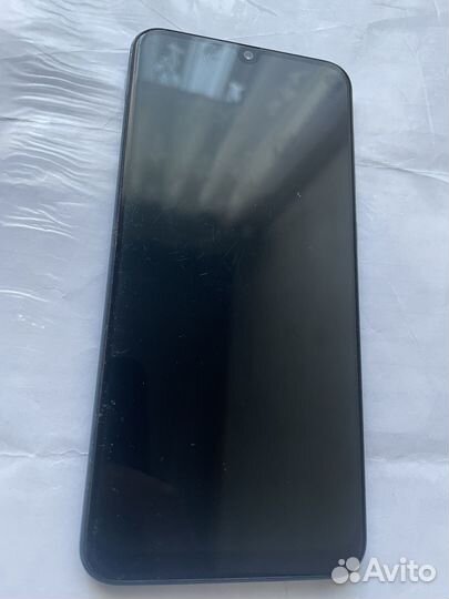 Samsung Galaxy A50, 4/64 ГБ
