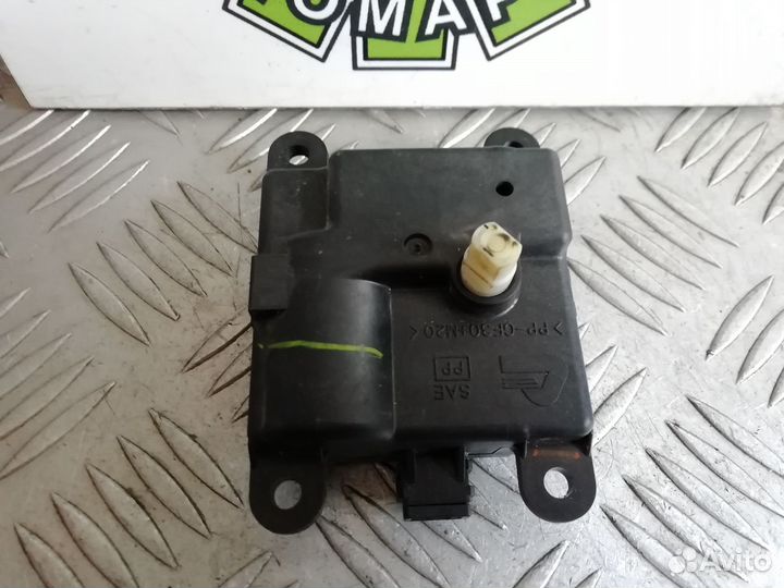 Моторчик заслонки отопителя Nissan Teana J31 2007г