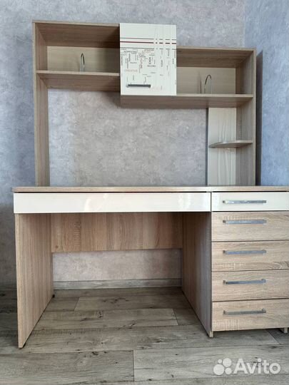 Компютерный стол