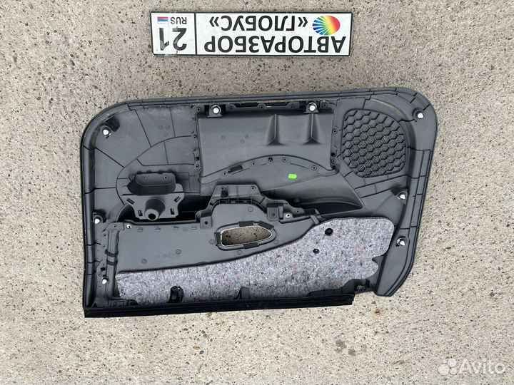 Обшивка двери передняя левая Nissan Almera G15