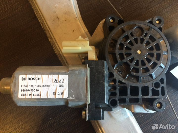 Стеклоподъемник задней двери Chevrolet Cruze