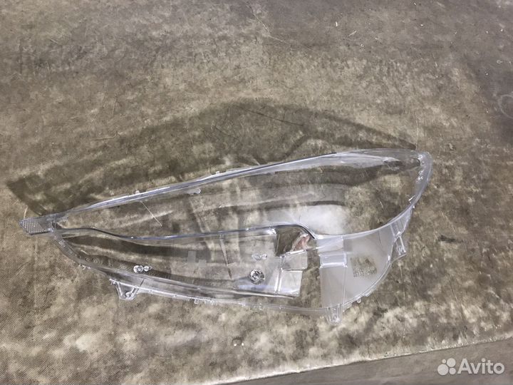 Стекло левой фары Mazda CX-5 2