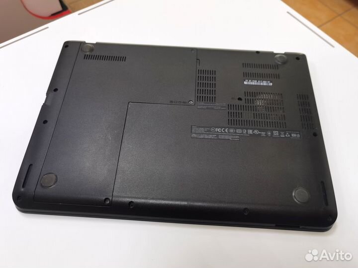 Ноутбук Lenovo ThinkPad Core i3-6 256GBssd 4GBозу