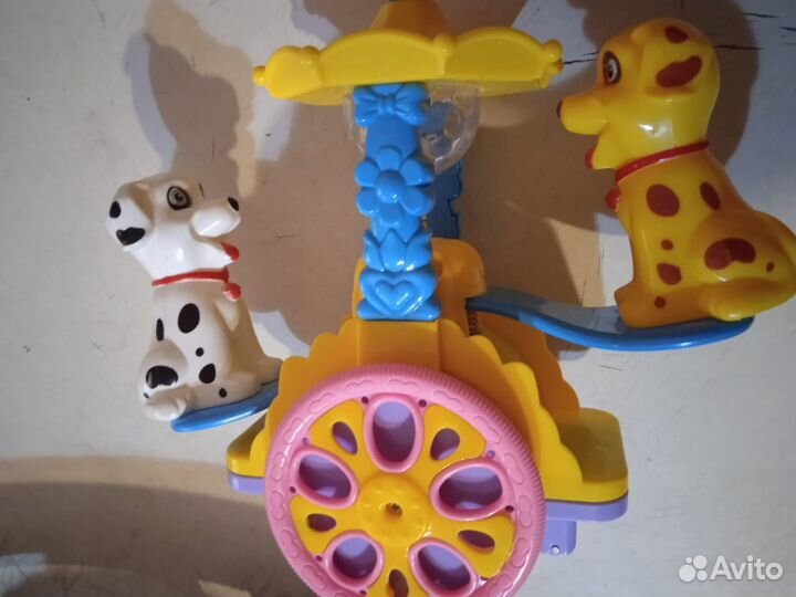 Музыкальные развивающие игрушки