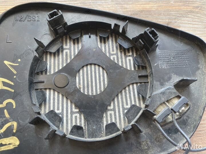 Стекло зеркала левого Citroen DS5 2012-2015