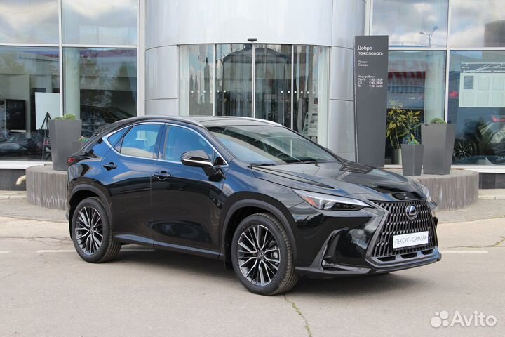 Lexus NX 2.5 AT, 2024