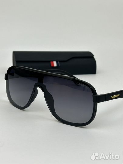 Солнцезащитные очки carrera