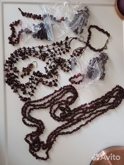 Бусы из натурального граната