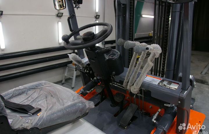 Вилочный погрузчик Heli CPCD30, 2023