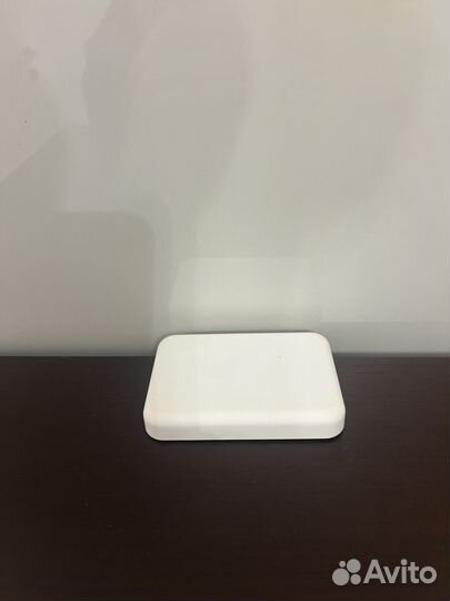 Беспроводная зарядка для iPhone c mag safe