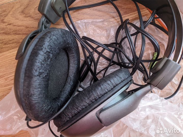 Наушники полноразмерные Stardust SCD-870