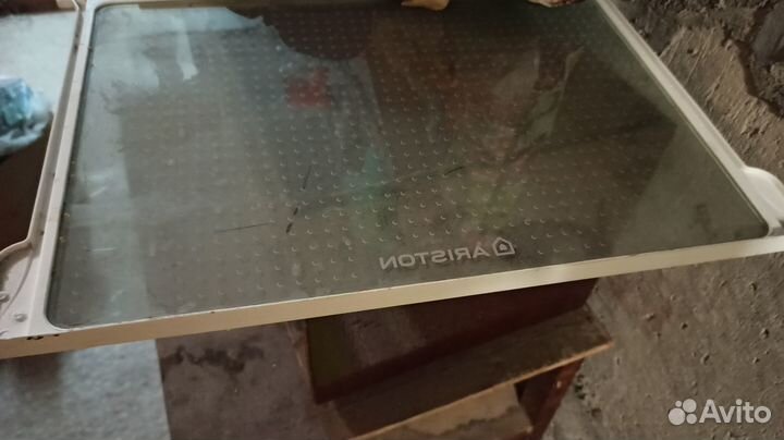 Стеклянные полки для холодильника