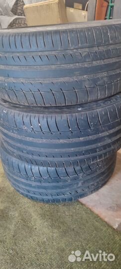 Triangle TH201 255/40 R19 100Y