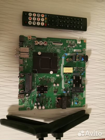 Телевизор на запчасти Hisence 50E7KQ