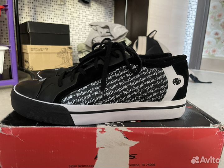 Кроссовки heelys