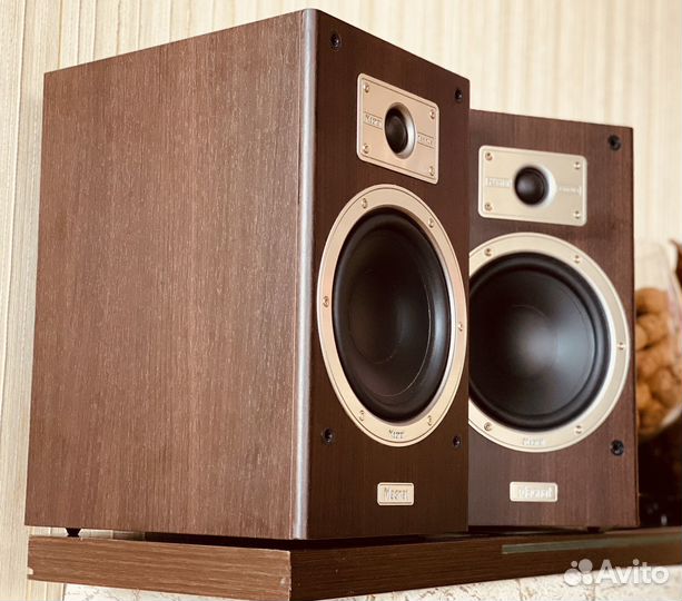 Полочники Magnat Tempus 33 Mocca Новые