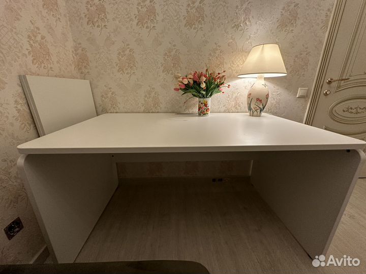 Универсальный стол