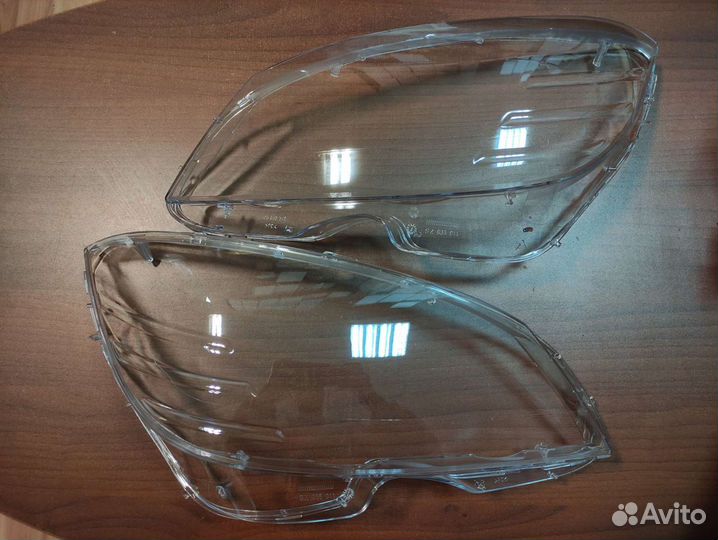 Стекла фар правое и левое Mercedes w204