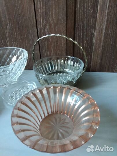 Конфетница, салатницы, пепельницы