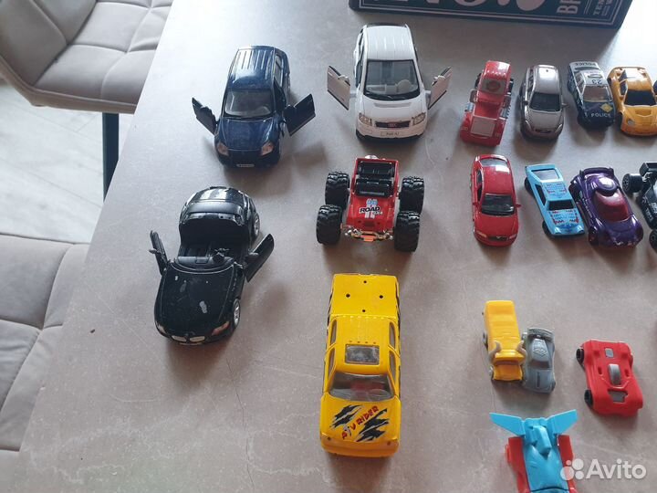 Детские машинки железные