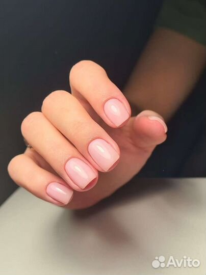 Маникюр, педикюр, наращивание ногтей