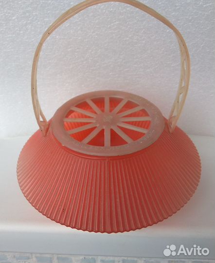 Корзинка кондитерской фабрики Роза Люксембург СССР