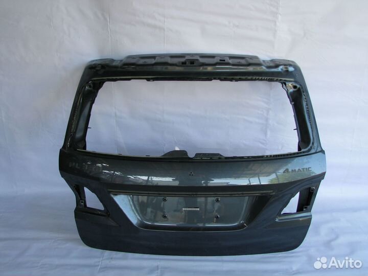 Mercedes Gle-Class W166 Крышка дверь багажника