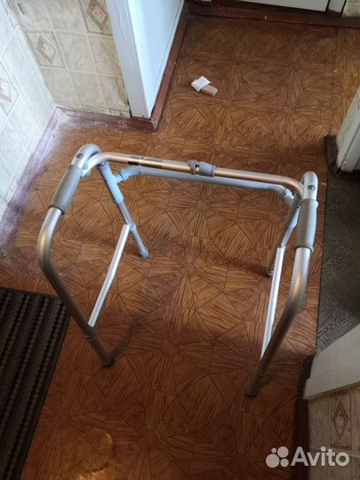 Ходунки для взрослых