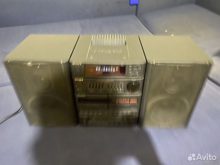 Музыкальный центр sony