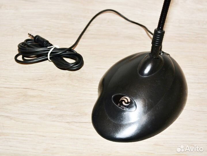 Микрофон Х-Storm TN19, с гнущейся ножкой