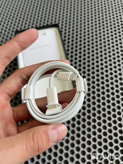 Кабель из коплекта для iPhone 20w