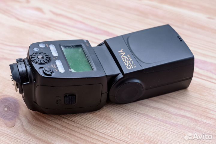 Вспышка YongNuo Speedlite YN685 для Nikon
