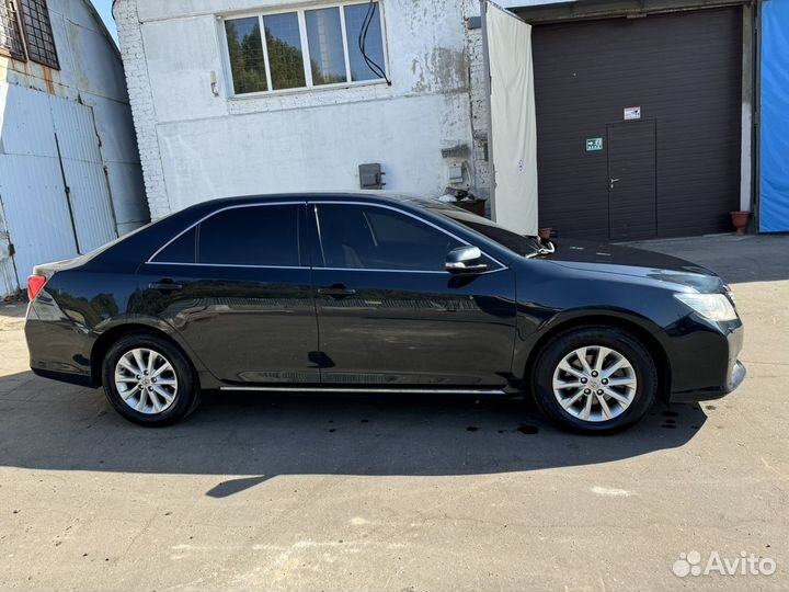 Toyota Camry 2.5 AT, 2014, 140 000 км