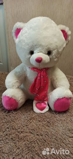 Плюшевый медведь