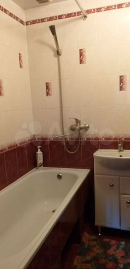 Дом 315 м² на участке 7,3 сот.