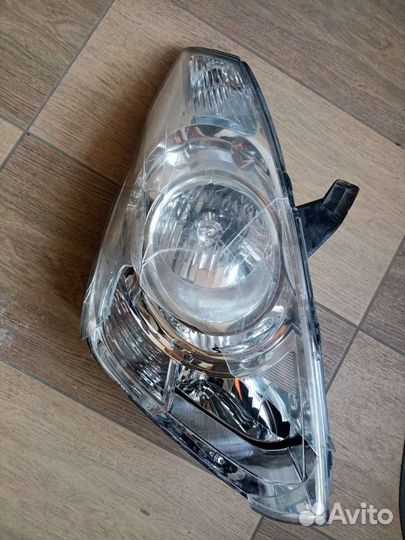Фара на hyundai starex