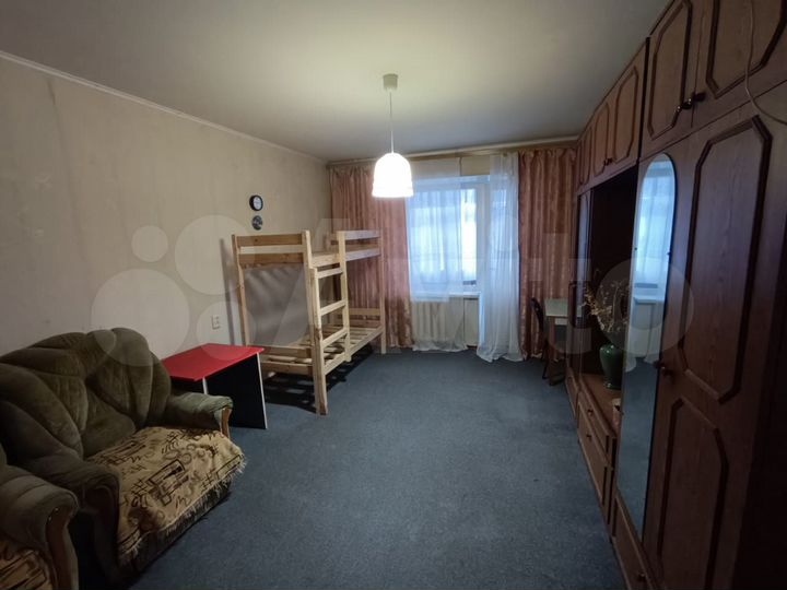 1-к. квартира, 38 м², 1/9 эт.