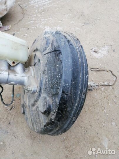 Вакуумник тойота королла 150