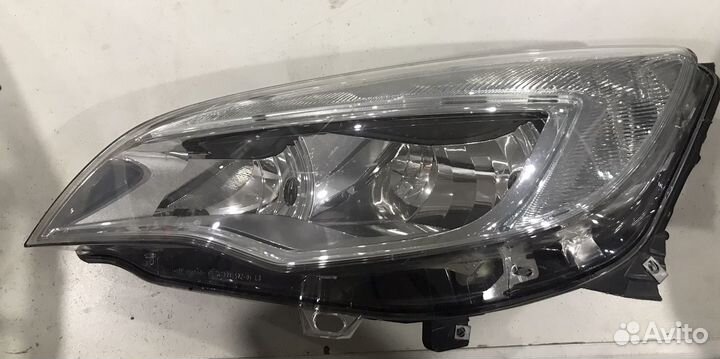 Фара левая (передняя) Opel Astra J