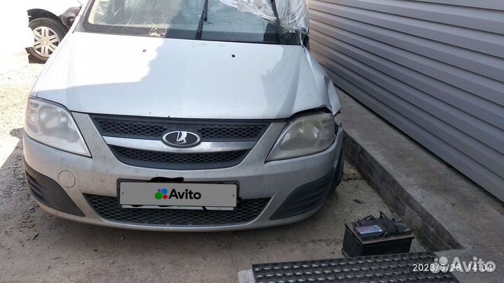 LADA Largus 1.6 МТ, 2013, битый, 260 000 км
