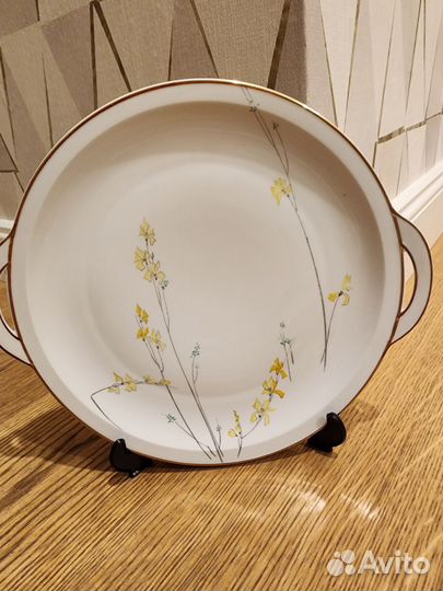 Тортовница Tettau