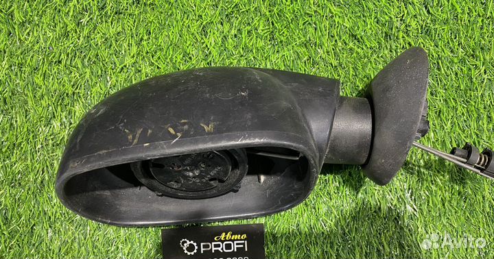 Корпус зеркала левого механического Renault Logan