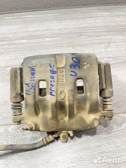 Суппорт передний левый nissan presage U30