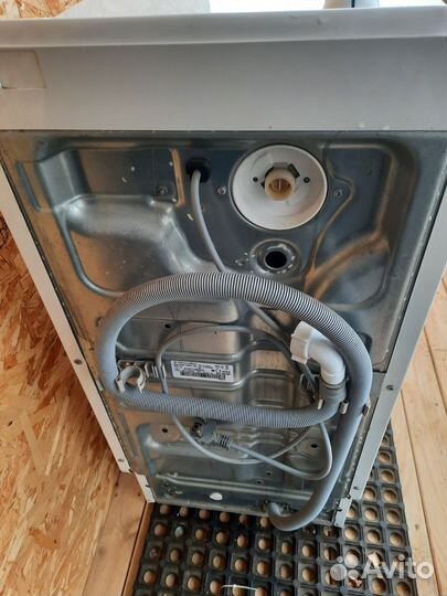 Electrolux ewt 106411w Стиральная машина верт загр